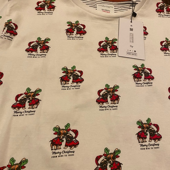 NWT Christmas T-shirt with Chihuahua & Pug - XL - Picture 3 of 6